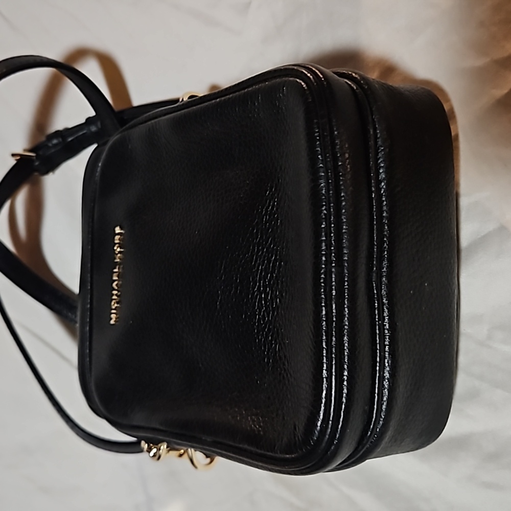 MK Pebble Grain Black Leather Small Back - Picture 4 of 4